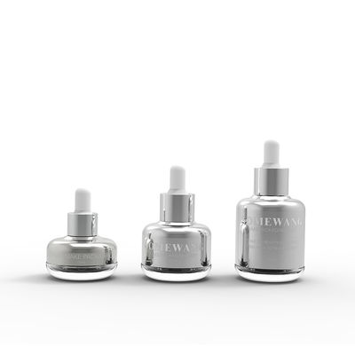 15 30 50ml givrant le conteneur d'huile essentielle mettent l'emballage en bouteille cosmétique avec le compte-gouttes