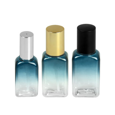 bouteilles en plastique vides de place de 60ml 100ml 120ml pour la bouteille de sérum de lotion avec la pompe