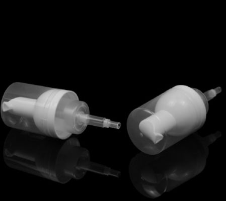 distributeur écumant blanc de savon de pompe de savon de mousse en plastique de 42mm 43mm pp pour le détergent facial