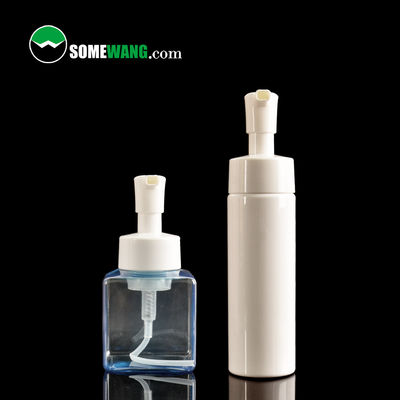 Emballage cosmétique réutilisé de soins de la peau de la pompe 42/410 fin propre en plastique de distributeur de mousse de visage de pp