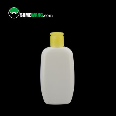 La bouteille plate 100ml 138ml 200ml de PE a adapté la bouteille aux besoins du client cosmétique