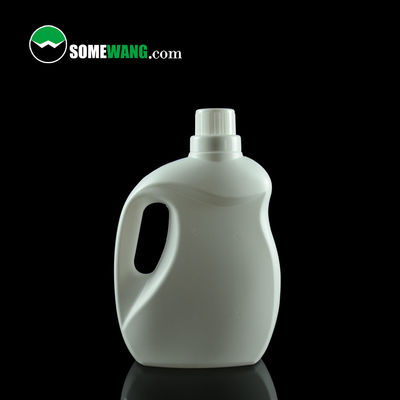 Le PE en plastique a adapté la bouteille aux besoins du client de grande taille de détergent de blanchisserie 2L de couleur avec le couvercle à visser